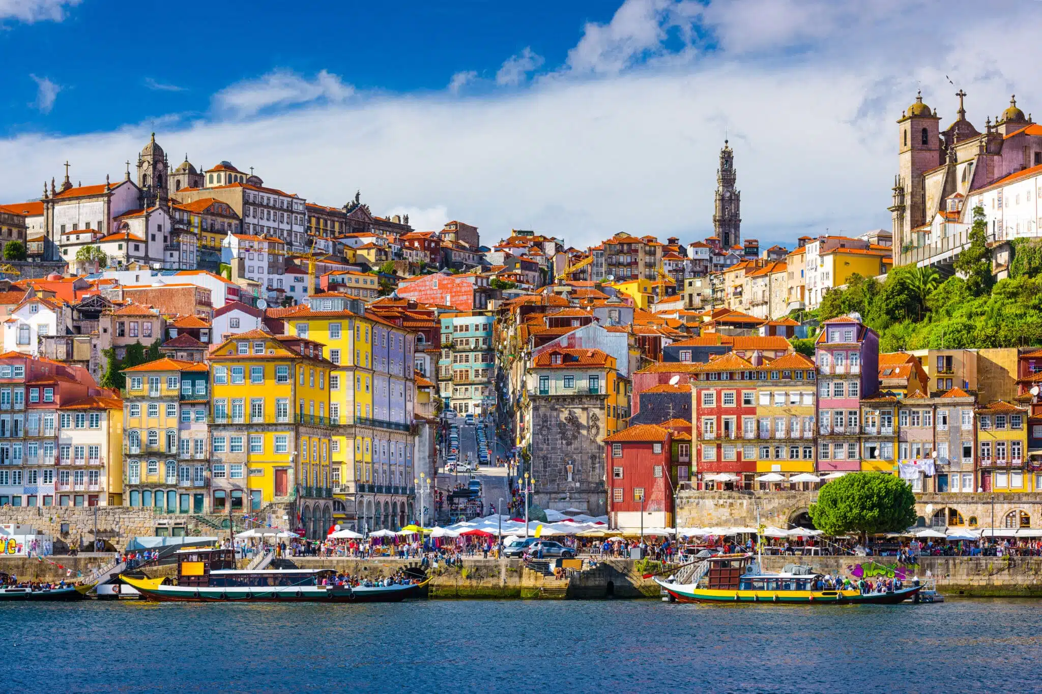 Vue sur Porto depuis le Douro