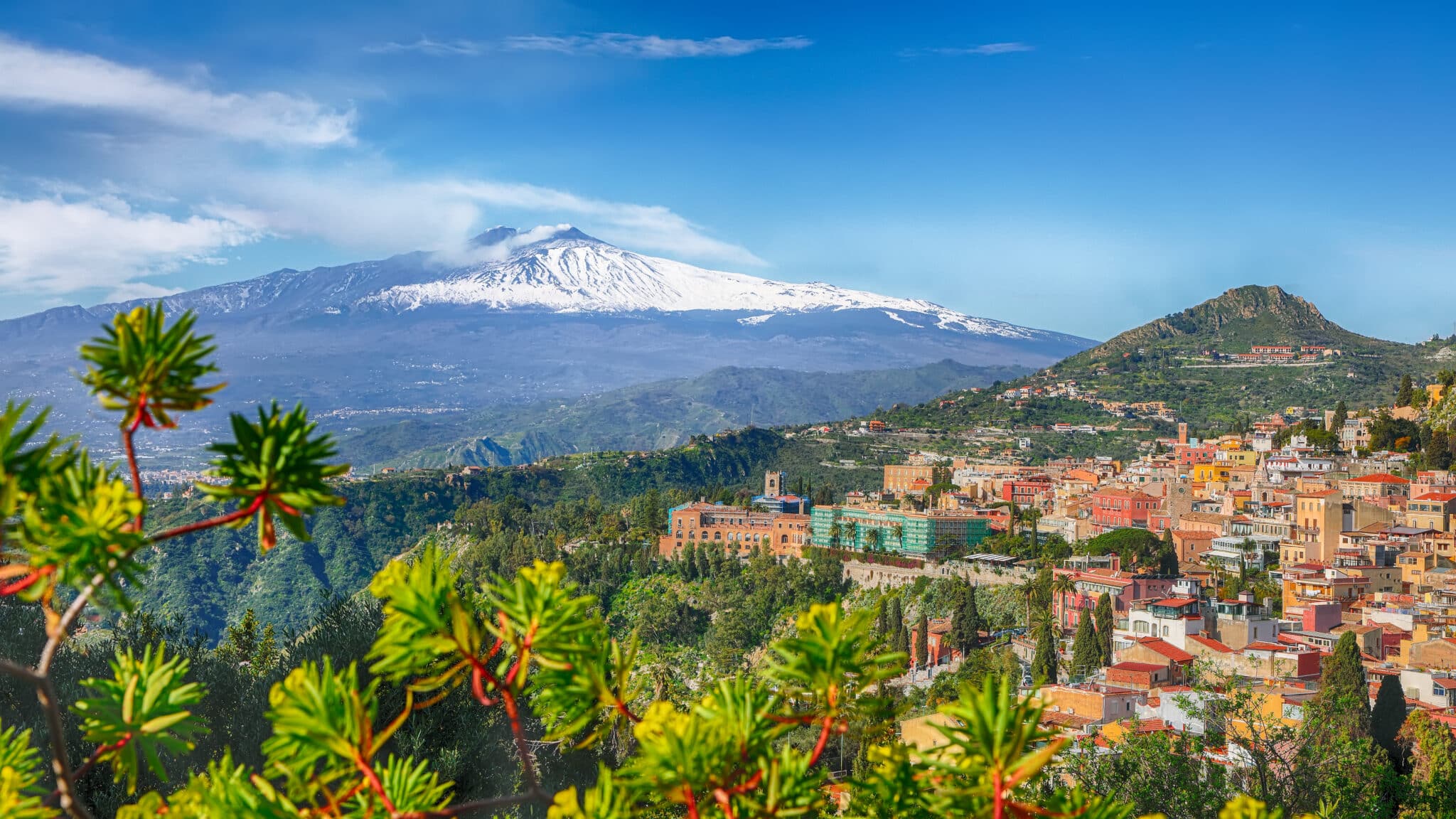 Etna et ville de Taormina