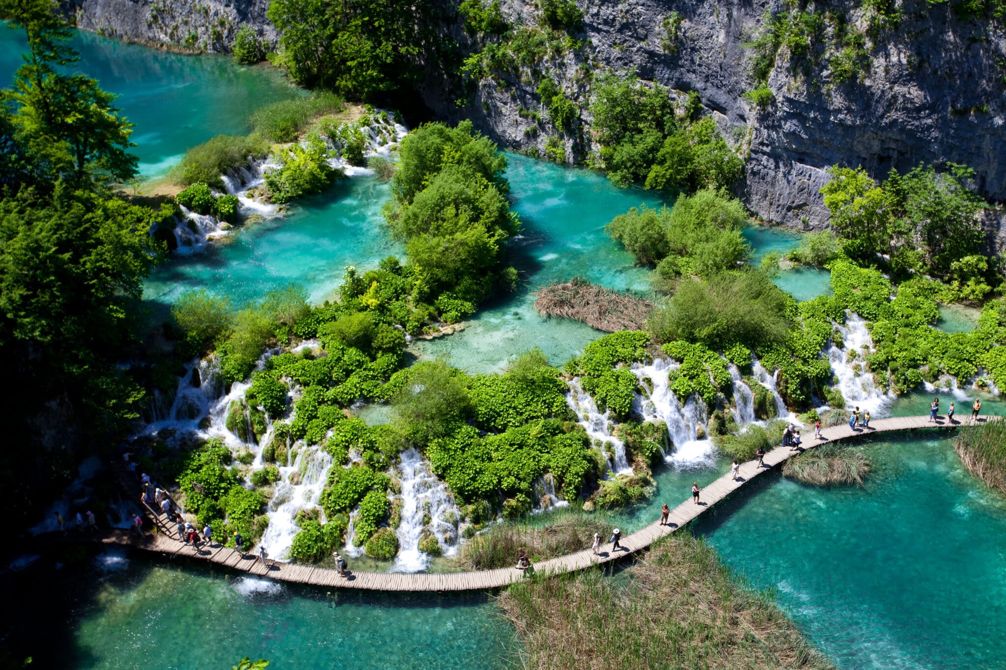 Vue sur les lacs de Plitvice en Croatie